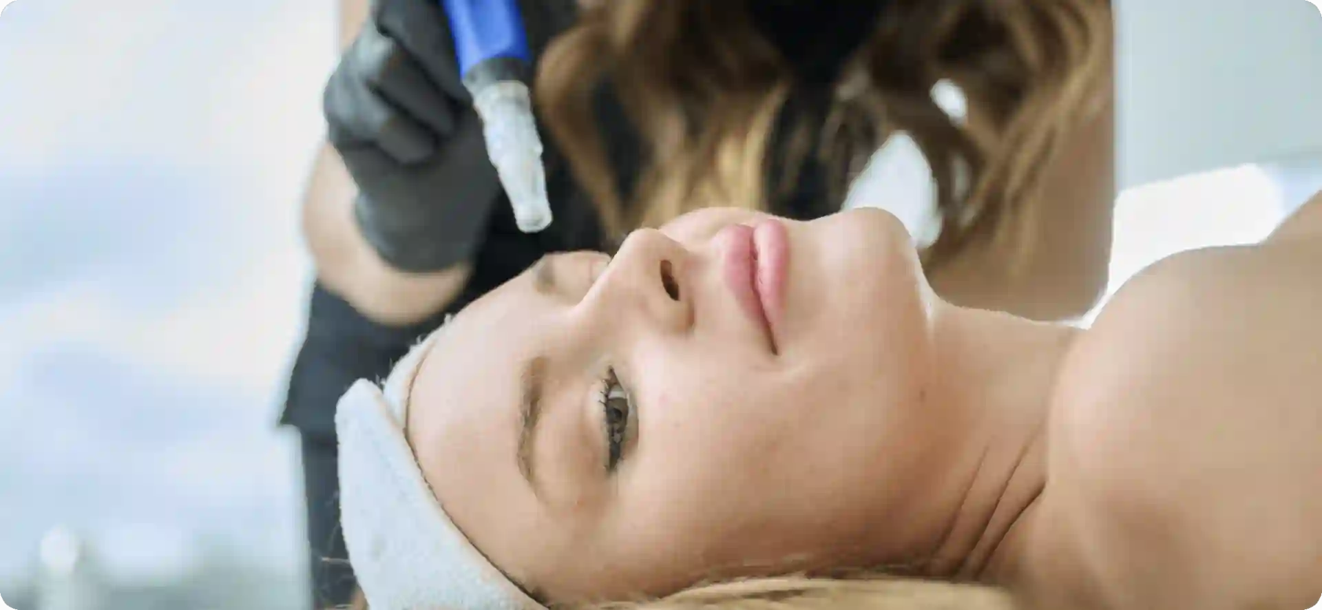 How Do Microneedles Trigger New Collagen and Elastin in Loose Skin Scottish?